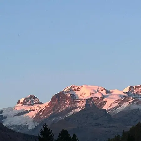 아파트 La Rondine - Panoramico 6 Posti Letto In