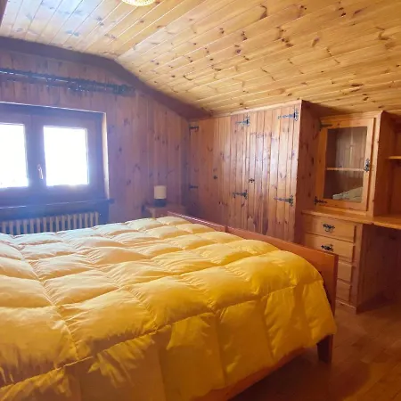 La Rondine - Panoramico 6 Posti Letto In Champoluc