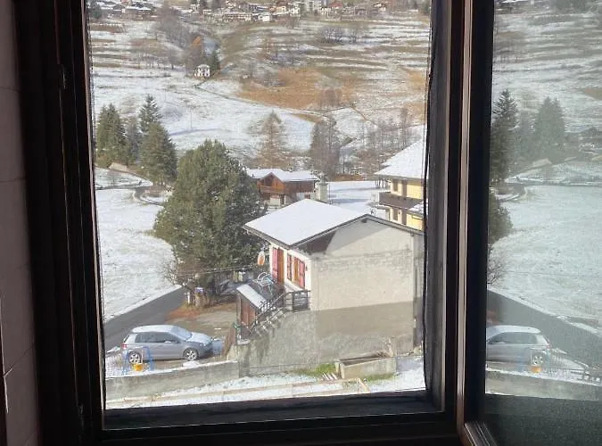 דירה La Rondine - Panoramico 6 Posti Letto In שמפולוק